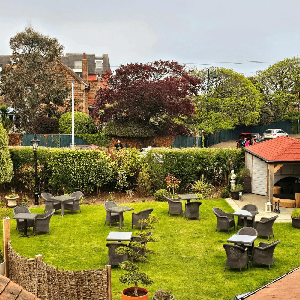 Burlington Berties Hotel Sheringham Room photo